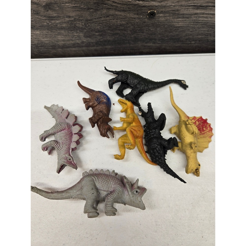 Vintage Style Plastic Dinosaur Toy Figures Lot of 7 T-Rex Triceratops open mouth